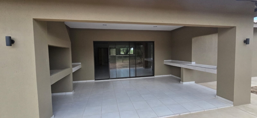4 Bedroom Property for Sale in Kwaggasvlakte AH Limpopo