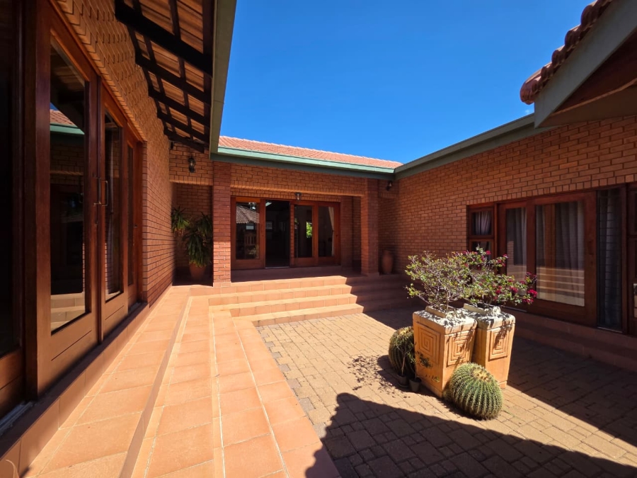 3 Bedroom Property for Sale in Bendor Limpopo
