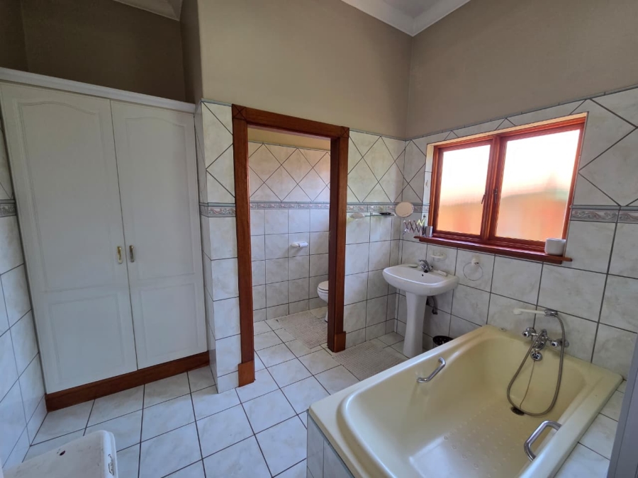3 Bedroom Property for Sale in Bendor Limpopo