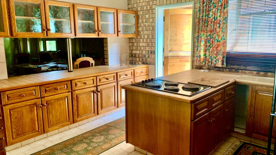 To Let 5 Bedroom Property for Rent in Polokwane Central Limpopo