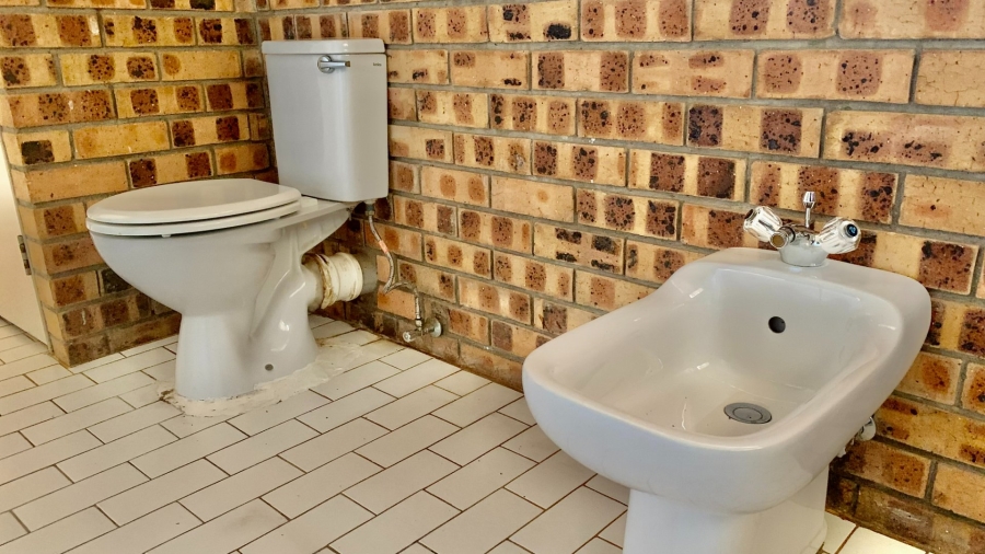 To Let 5 Bedroom Property for Rent in Polokwane Central Limpopo