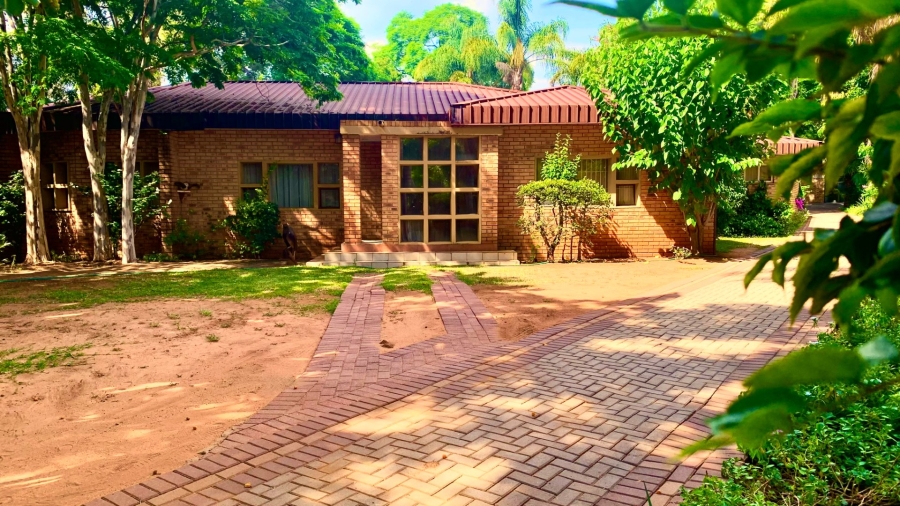 To Let 5 Bedroom Property for Rent in Polokwane Central Limpopo