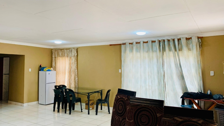 6 Bedroom Property for Sale in Aquapark Limpopo