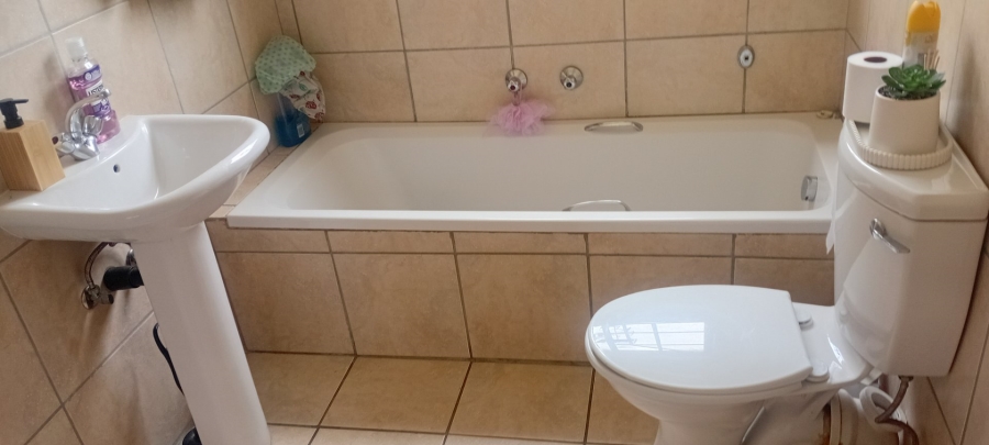 2 Bedroom Property for Sale in North View Estate Limpopo