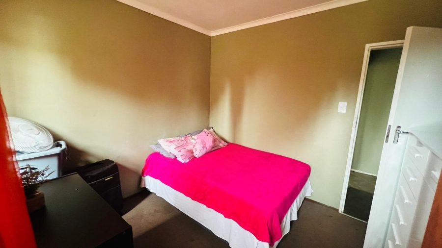To Let 2 Bedroom Property for Rent in Hospitaalpark Limpopo