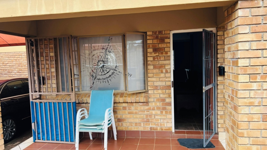 To Let 2 Bedroom Property for Rent in Hospitaalpark Limpopo