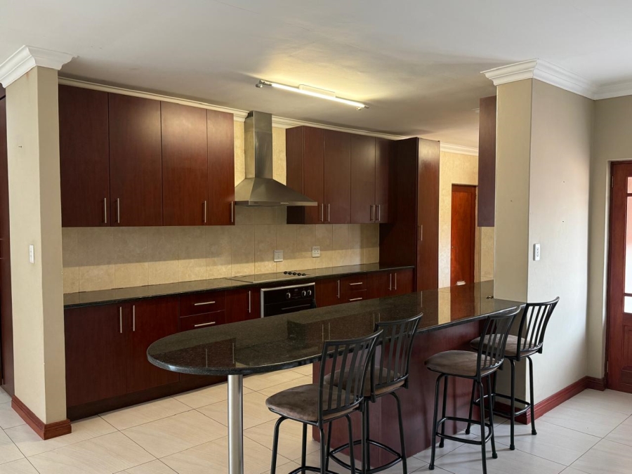 To Let 3 Bedroom Property for Rent in Bendor Limpopo