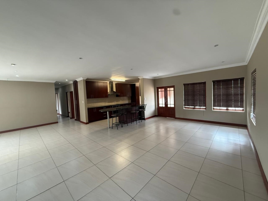 To Let 3 Bedroom Property for Rent in Bendor Limpopo