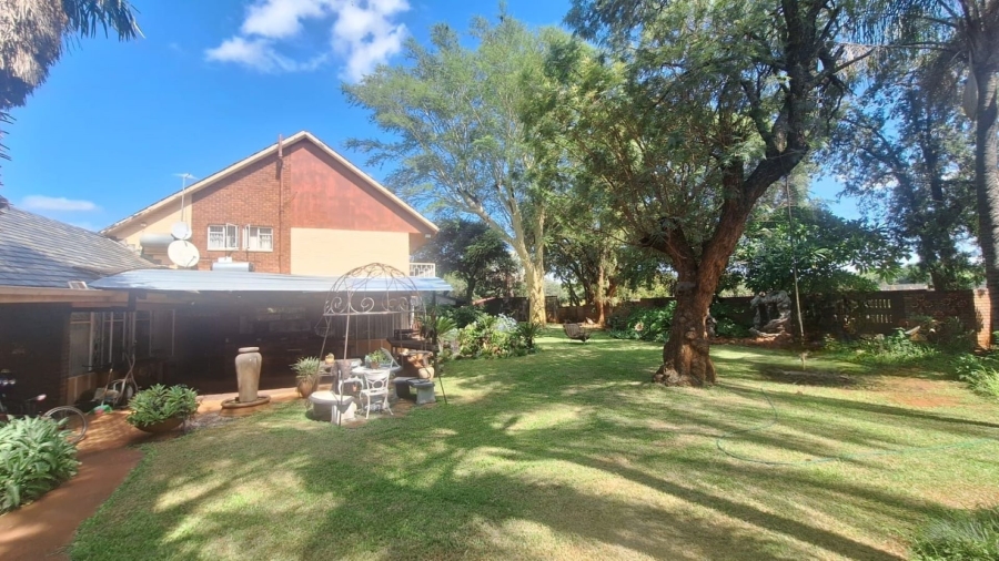 4 Bedroom Property for Sale in Kameeldoringpark Limpopo