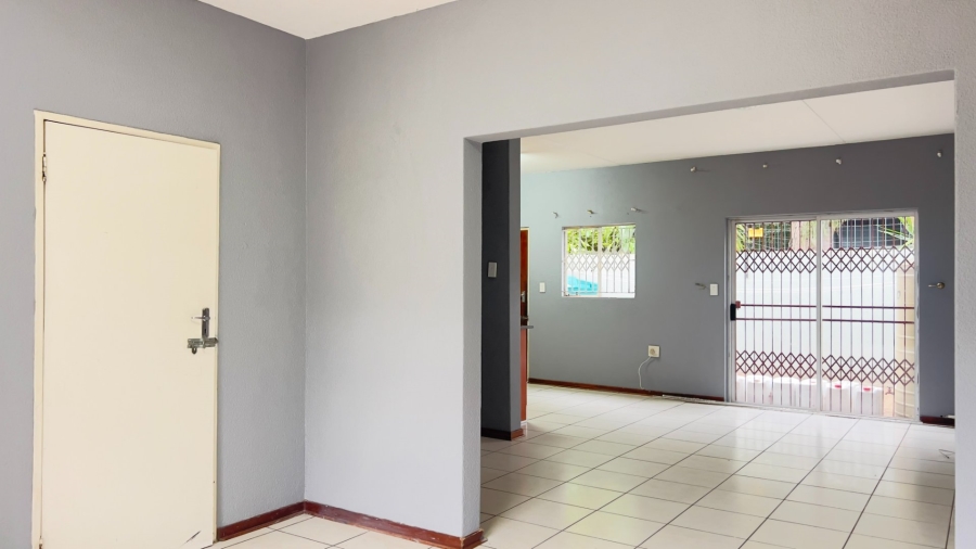To Let 3 Bedroom Property for Rent in Moregloed Limpopo