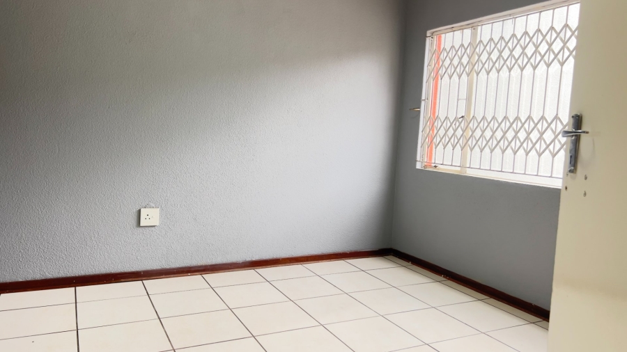 To Let 3 Bedroom Property for Rent in Moregloed Limpopo