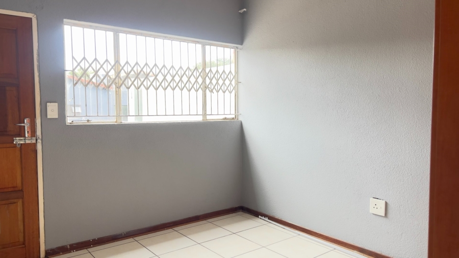 To Let 3 Bedroom Property for Rent in Moregloed Limpopo