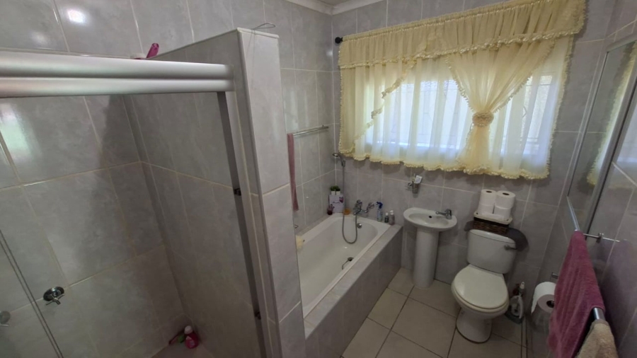 4 Bedroom Property for Sale in Mokopane Central Limpopo