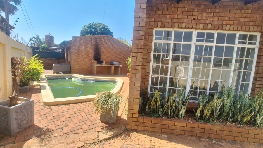 3 Bedroom Property for Sale in Chroompark Limpopo