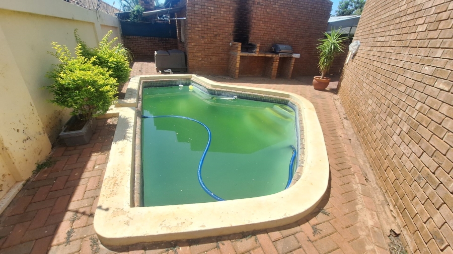 3 Bedroom Property for Sale in Chroompark Limpopo