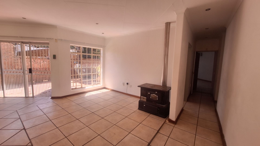 3 Bedroom Property for Sale in Chroompark Limpopo