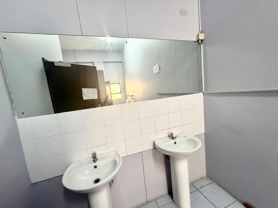 To Let commercial Property for Rent in Polokwane Central Limpopo