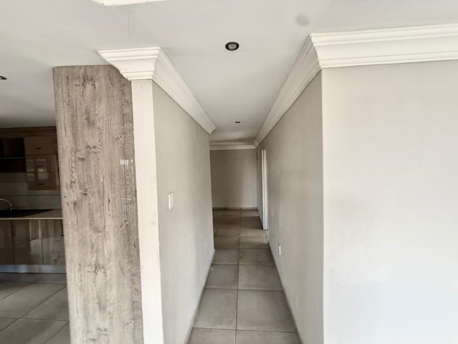 To Let 3 Bedroom Property for Rent in Mahlasedi Park Limpopo