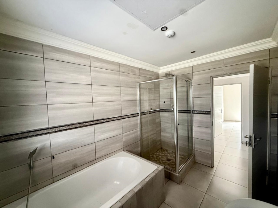 3 Bedroom Property for Sale in Mahlasedi Park Limpopo