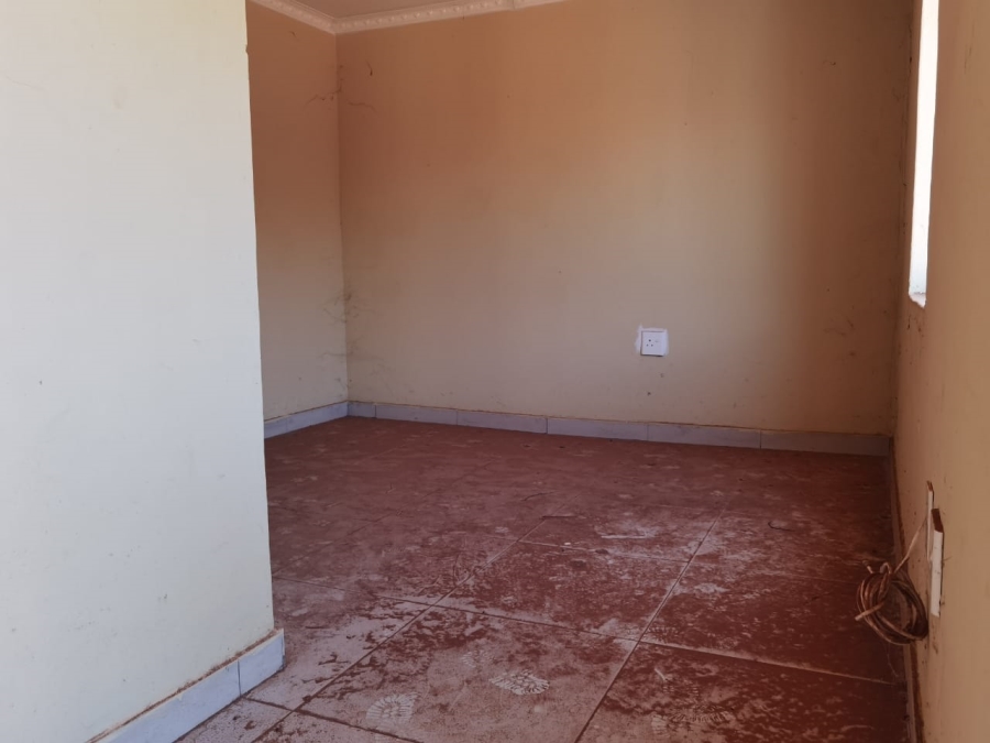 3 Bedroom Property for Sale in Mahwelereng Limpopo