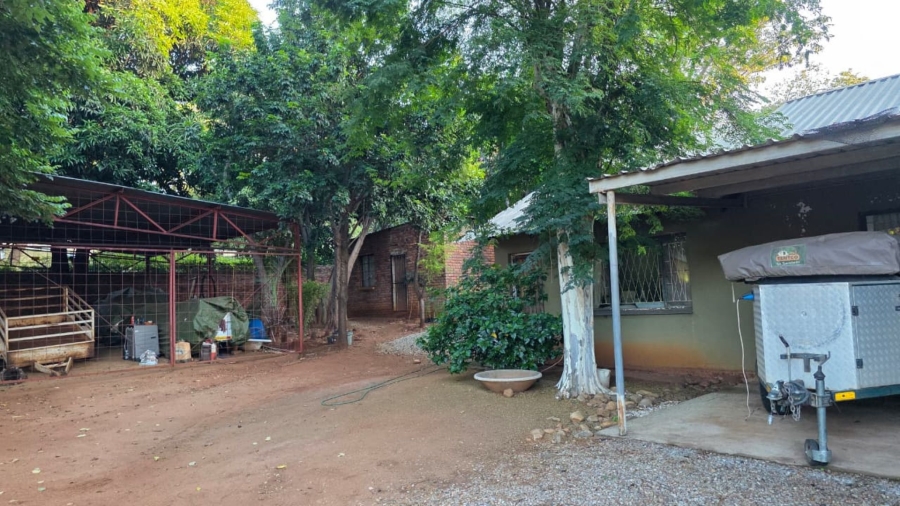 4 Bedroom Property for Sale in Letsitele Limpopo