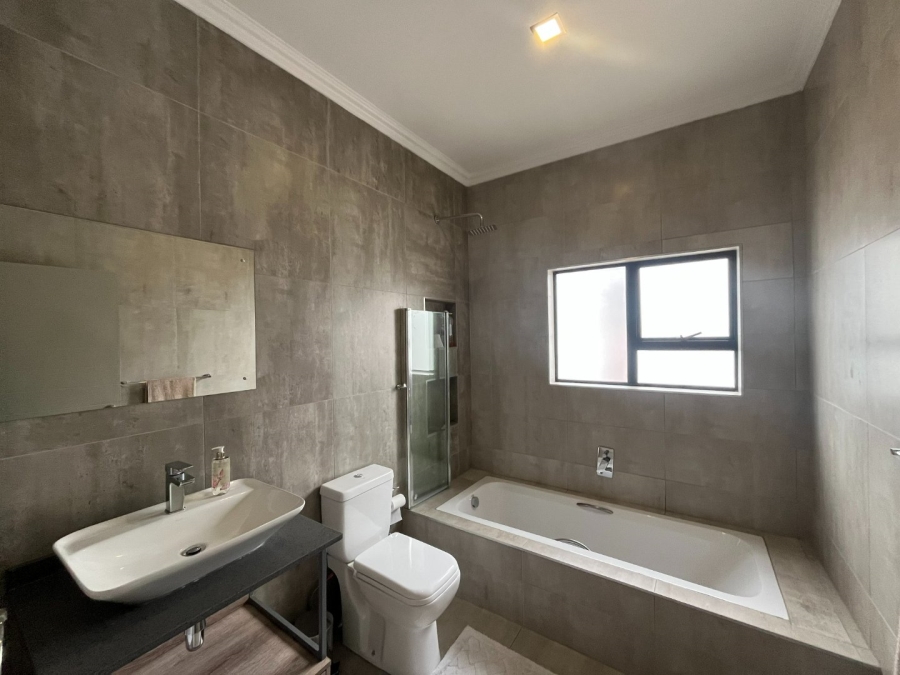 3 Bedroom Property for Sale in Bendor Limpopo