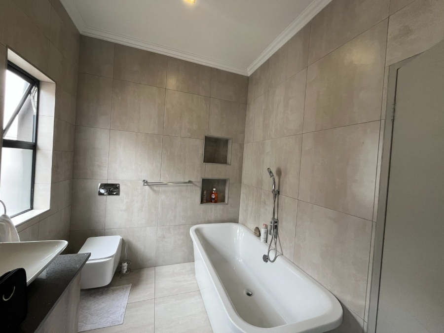 3 Bedroom Property for Sale in Bendor Limpopo