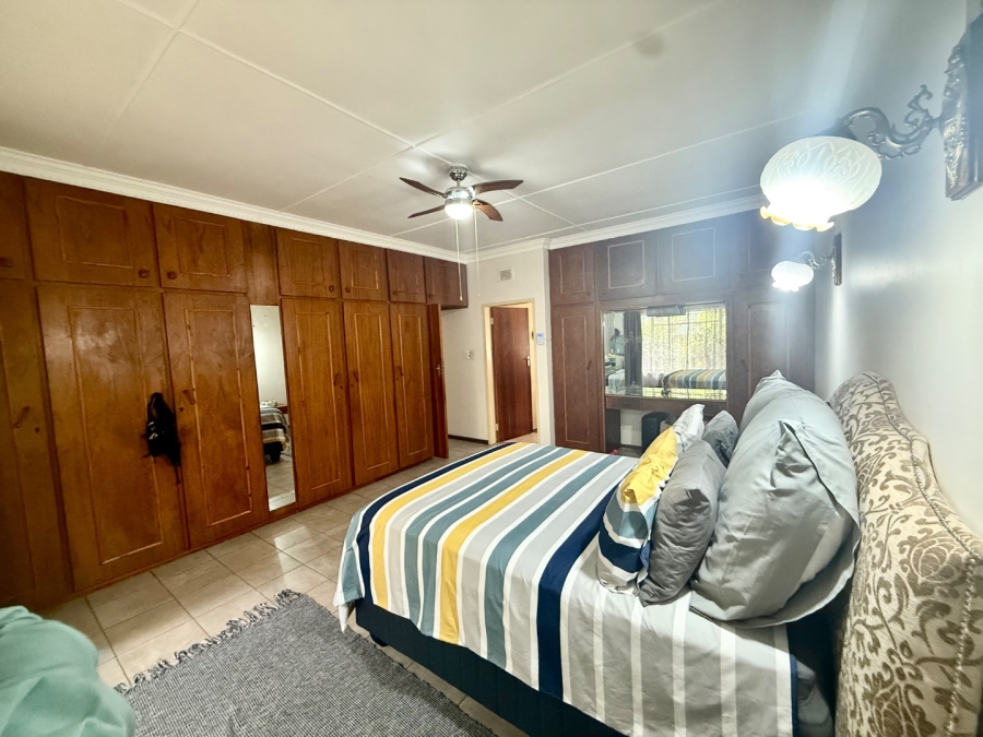 To Let 5 Bedroom Property for Rent in Welgelegen Limpopo