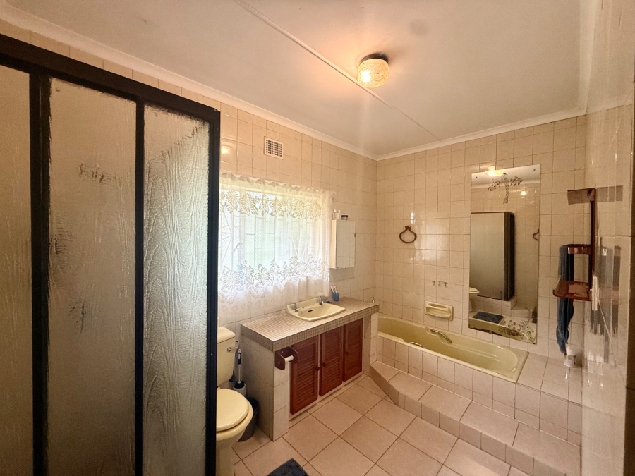 To Let 5 Bedroom Property for Rent in Welgelegen Limpopo