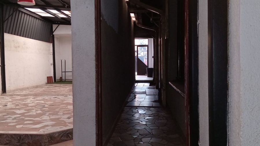 4 Bedroom Property for Sale in Lenyenye Limpopo