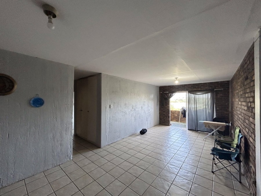 2 Bedroom Property for Sale in Aquapark Limpopo