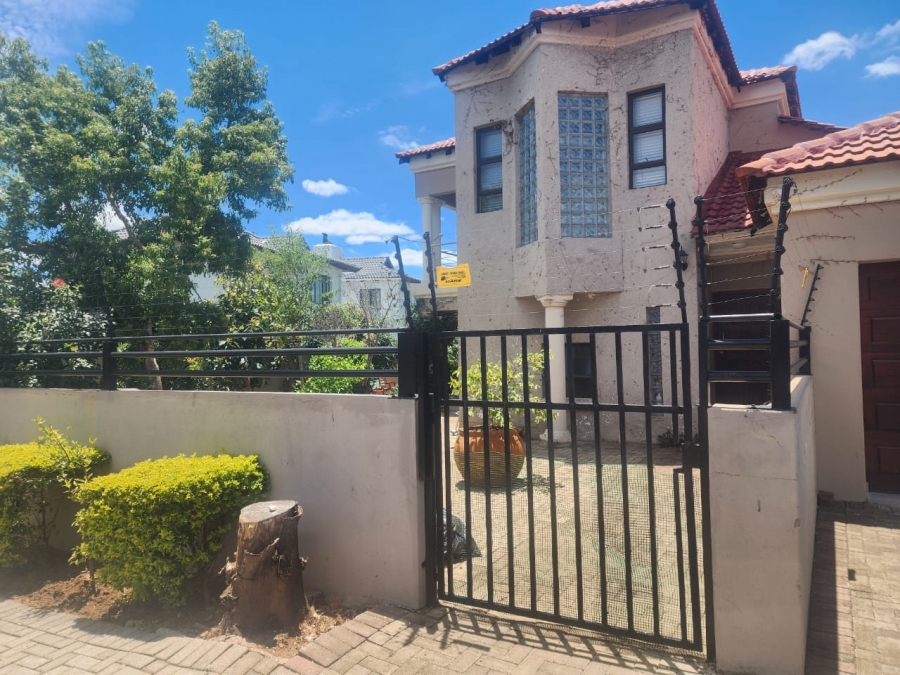 To Let 4 Bedroom Property for Rent in Thornhill Limpopo