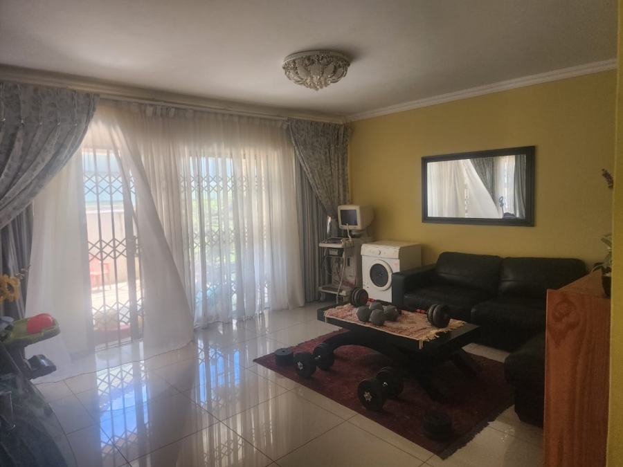 To Let 4 Bedroom Property for Rent in Thornhill Limpopo