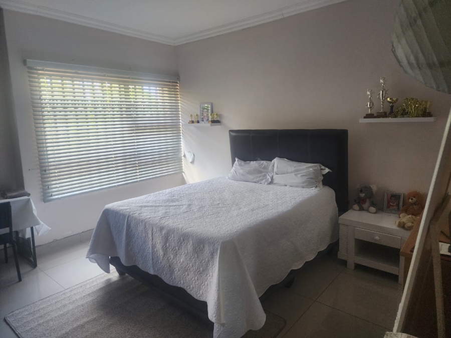 To Let 4 Bedroom Property for Rent in Thornhill Limpopo