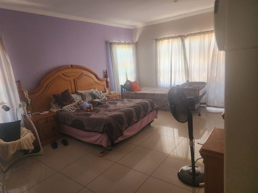 To Let 4 Bedroom Property for Rent in Thornhill Limpopo