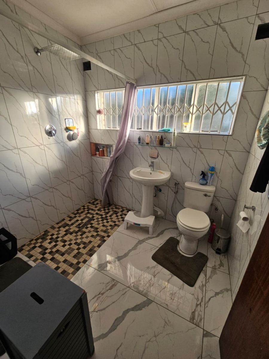 To Let 4 Bedroom Property for Rent in Westenburg Limpopo