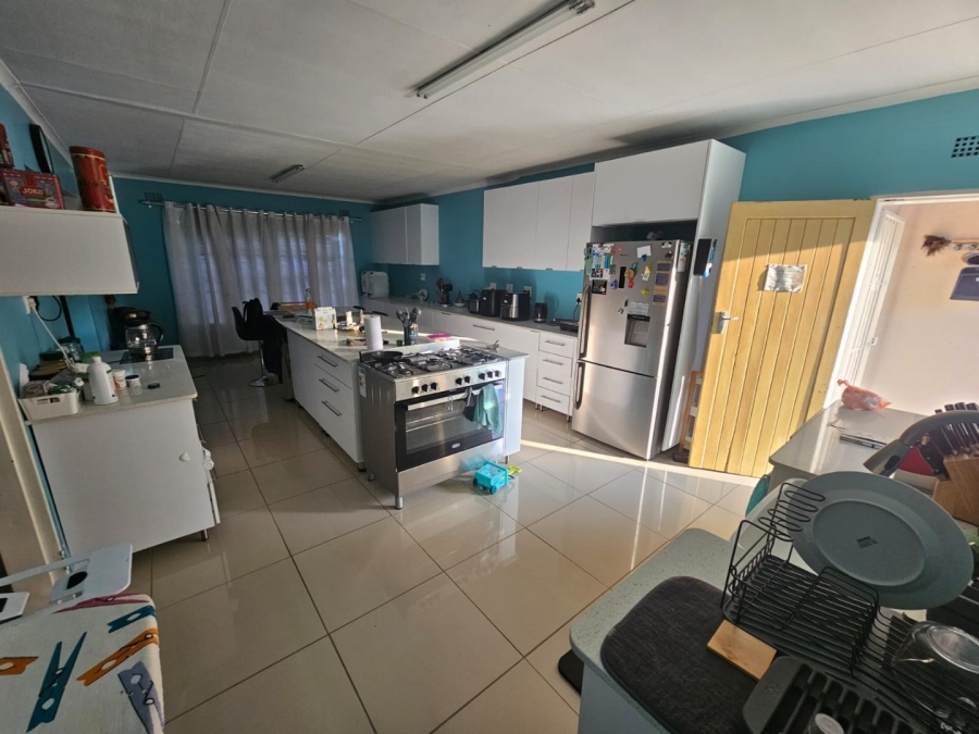 To Let 4 Bedroom Property for Rent in Westenburg Limpopo