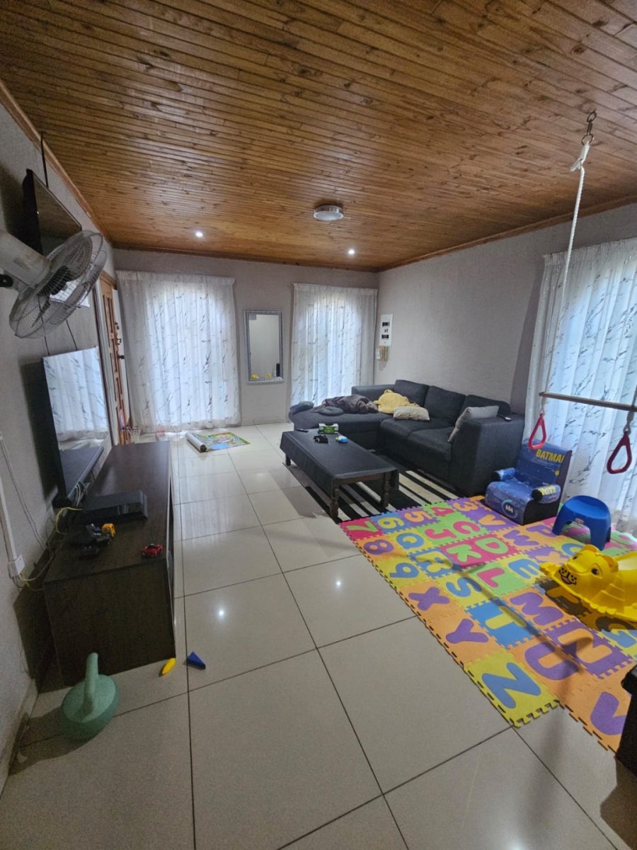 To Let 4 Bedroom Property for Rent in Westenburg Limpopo