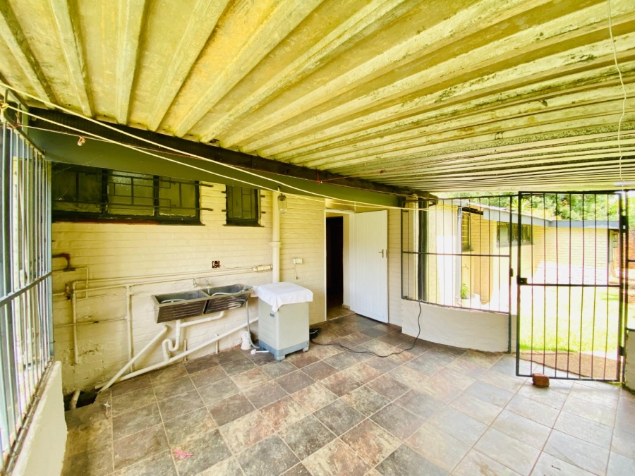 3 Bedroom Property for Sale in Fauna Park Limpopo