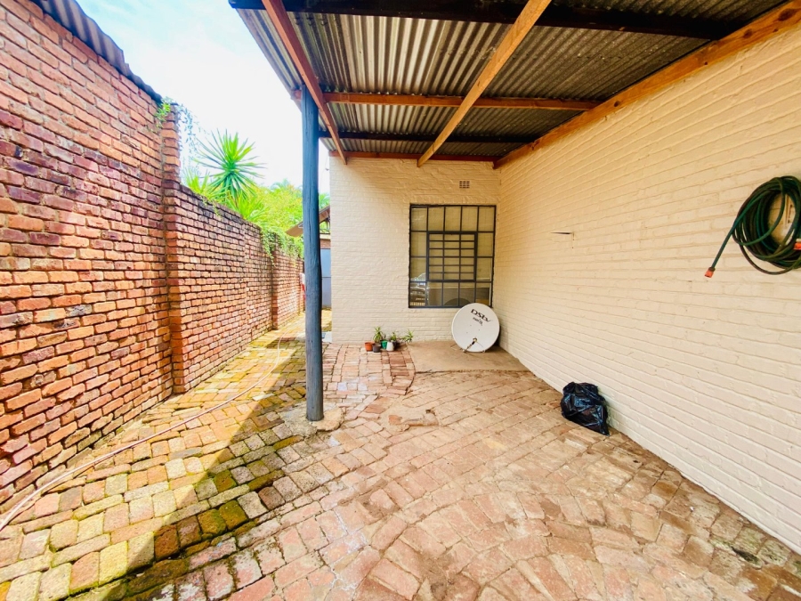 3 Bedroom Property for Sale in Fauna Park Limpopo