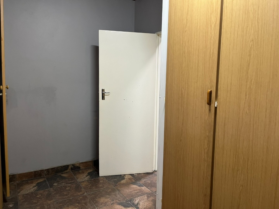 Commercial Property for Sale in Sentra Park Limpopo