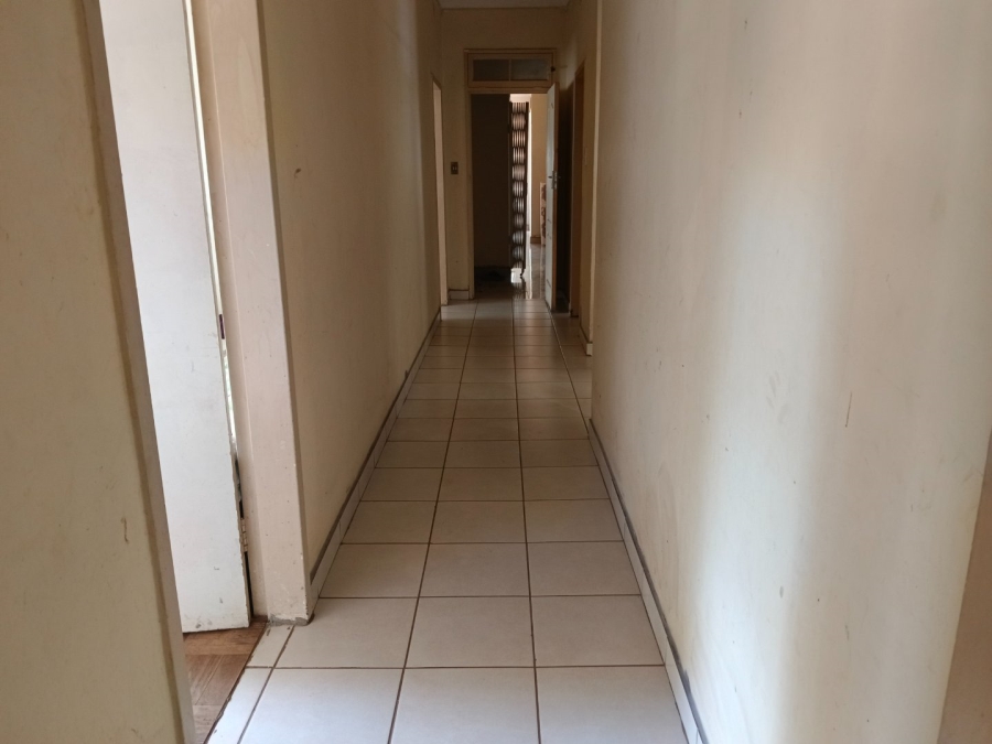 5 Bedroom Property for Sale in Polokwane Central Limpopo