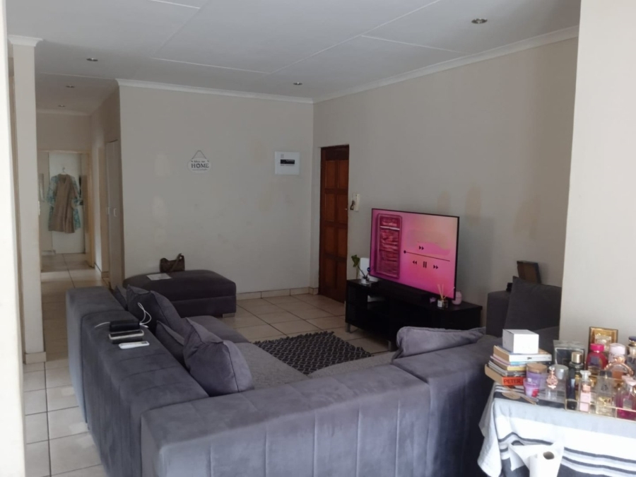 3 Bedroom Property for Sale in Sentra Park Limpopo