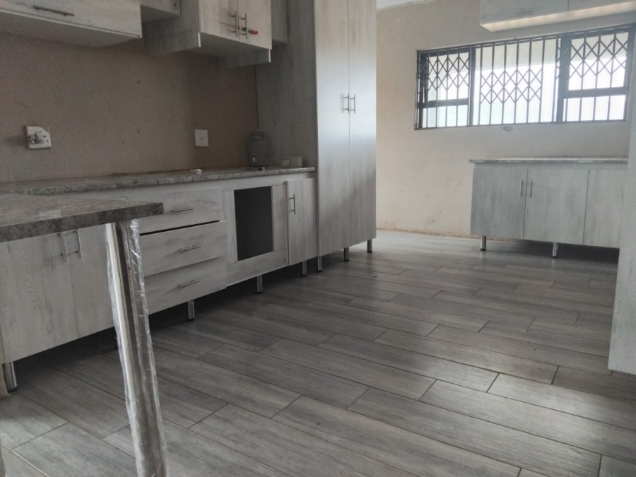 To Let 5 Bedroom Property for Rent in Chroompark Limpopo