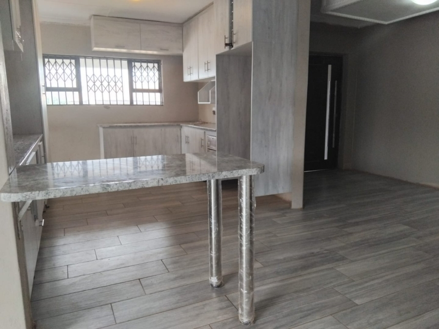 To Let 5 Bedroom Property for Rent in Chroompark Limpopo