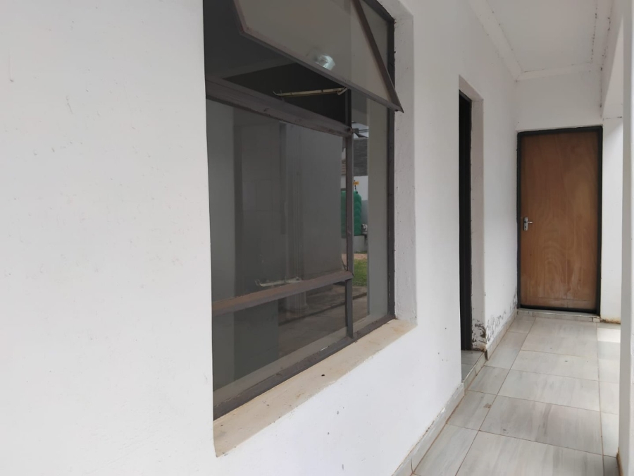 To Let 1 Bedroom Property for Rent in Chroompark Limpopo