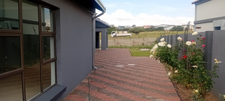 To Let 6 Bedroom Property for Rent in Thornhill Limpopo