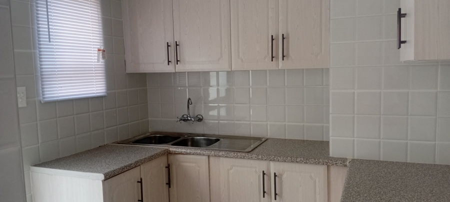 To Let 6 Bedroom Property for Rent in Thornhill Limpopo