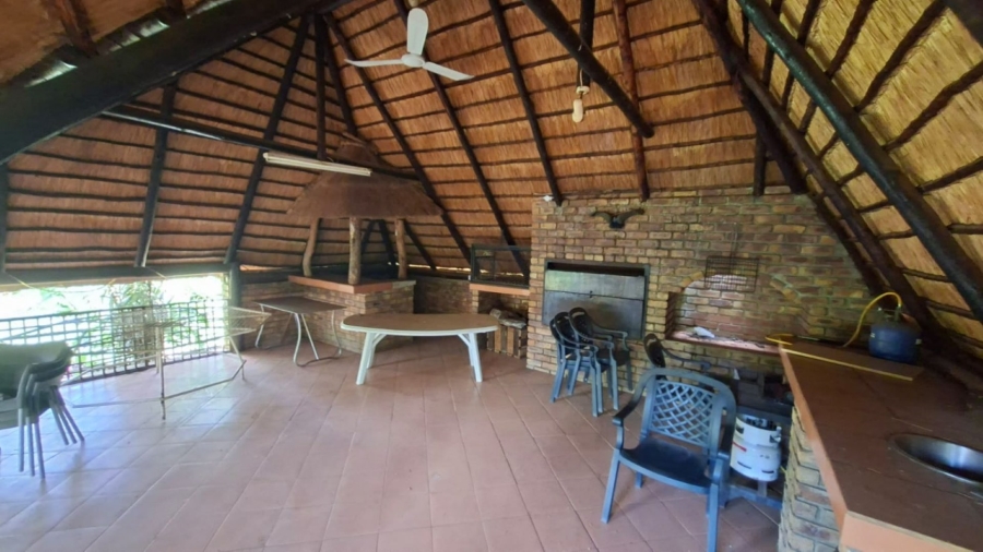 To Let 4 Bedroom Property for Rent in Chroompark Limpopo