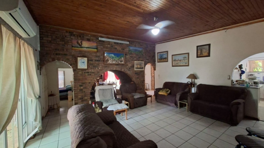 To Let 4 Bedroom Property for Rent in Chroompark Limpopo